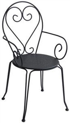 Immagine di sedia liberty in ferro con braccioli, dimensioni cm.50x52 h.90                                                                                                                                                                                                                                                                                                                                                                                                                                                      